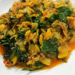 หอยลายผัดน้ำพริกเผา(กับข้าว)