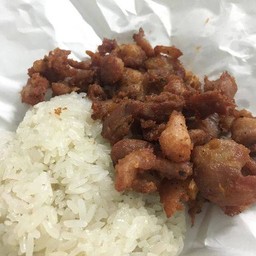 หมูบิน ข้าวเหนียวหมู