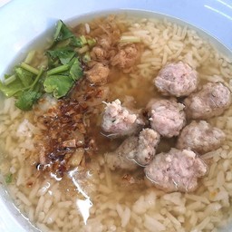 ข้าวต้มหมูสับ