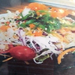 ยำผักสาหร่ายไข่กุ้ง