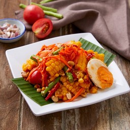 Spicy Corn Salad With Salted Egg