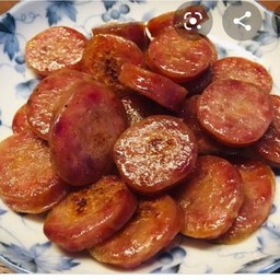 กุนเชียงทอดราดข้าว