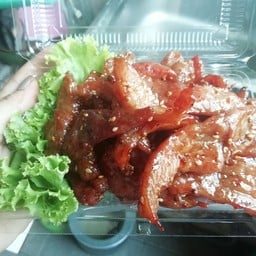 ข้าวเหนียวหมูน้ำจิ้มแจ่ว
