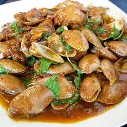 ข้าวหอยลายผัดพริกเผา