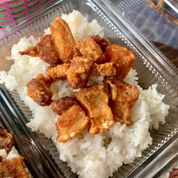 ข้าวสามชั้นทอด