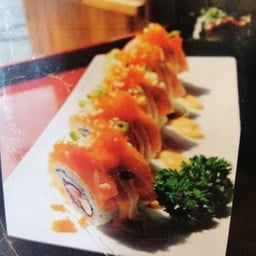 โรลแซลม่อนไส้ทูน่าชีส Roll Salmon tuna cheese
