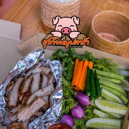 คอหมูย่างพริกไทยดำ  M