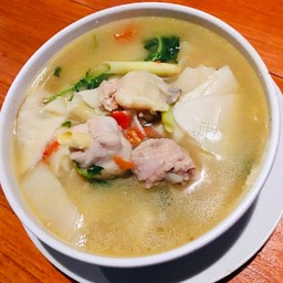 I41-แกงหน่อไม้ดองไก่บ้าน (ถ้วย)