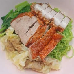 บะหมี่หยกเป็ดย่าง+หมูกรอบ+เกี๊ยว