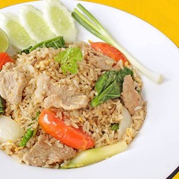 ข้าวผัดหมู