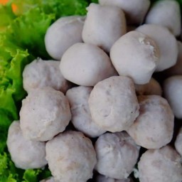 ลูกชิ้นหมูลวก