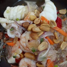 ยำวุ้นเส้นรสเด็ดสุดๆรวม