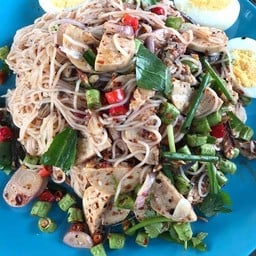 ยำขนมจีนแซ่บนัว🤤 กรุงเทพ