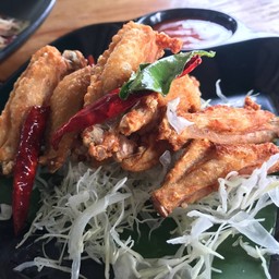 ปีกไก่ทอดน้ำปลา