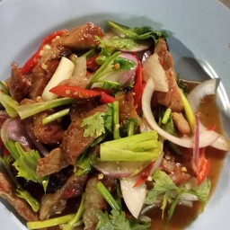 ยำหมูย่าง