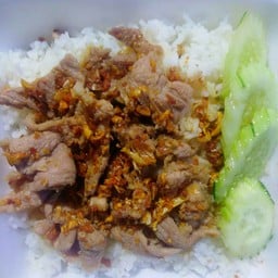 หมู กระเทียมพริกไทย