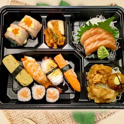 แซลมอนรวมพิเศษ