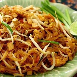 ผัดหมี่โคราชต้นตำหรับ
