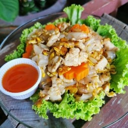 ก๋วยเตี๋ยวคั่วไก่