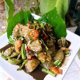 ตำส้มโอน้ำปู๋