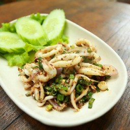 ลาบปลาหมึก