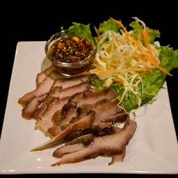 คอหมูย่าง