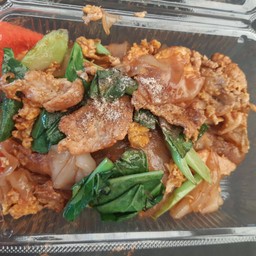 ผัดซีอิ้ว เส้นใหญ่