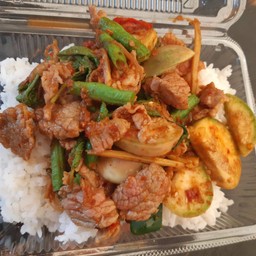 ข้าวแกงป่าแห้ง