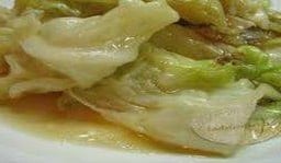 กะหลำผัดน้ำปลา