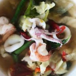 ต้มแซ่บปลาหมึก