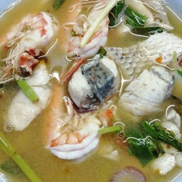 ต้มยำทะเลน้ำใส