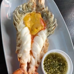 กุ้งแม่น้ำ กุ้งเผา หมึกย่าง ซีฟู้ด อาหารทะเล