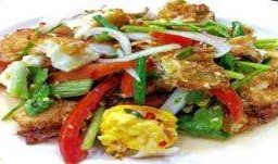 ยำไข่ดาว