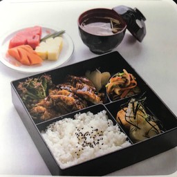 เซตข้าวหน้าไก่เทอริยากิ