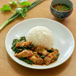 ข้าวผัดกะเพราหมูกรอบ