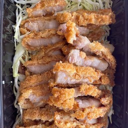 หมู 3 เซียน สะพานใหม่