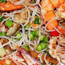 ยำขนมจีน