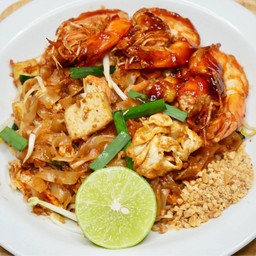 ผัดไทยโบราณกุ้งแก้ว หมู่บ้านฟลอร่าวิลล์ สุวินทวงศ์ 38