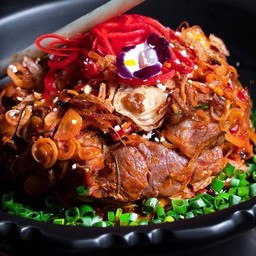 พล่าเนื้อแองกัส