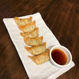 เกี๊ยวซ่าทอด 5ชิ้น