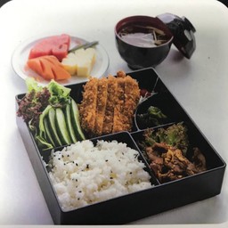 เซตข้าวหมูทอดทงคัตซึ