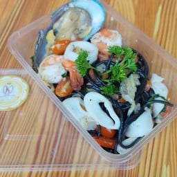 สปาเกตตี้หมึกดำซีฟู้ด