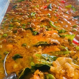 แกงพะแนงหมู