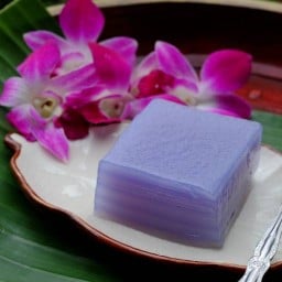 ร้านขนมไทยคุณจุ๋ม สำโรง