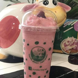 สตอเบอรี่ นมสดปั่น