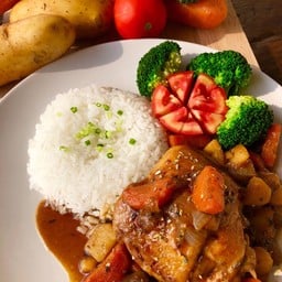 ไก่อบซอสพัทยา เจ้หมวย