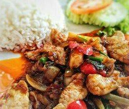 ข้าวหมูผัดพริกเผา