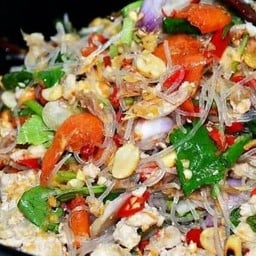 ยำวุ้นเส้นโบราณ