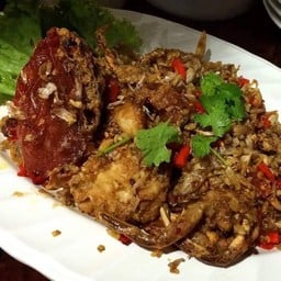 ปูนิ่มผัดพริกกระเทียมstir-fried soft crab in chilli&garlic