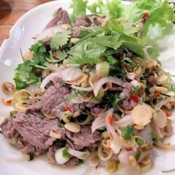 พล่าเนื้อ
